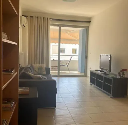 Διαμέρισμα Cozy In City Center *