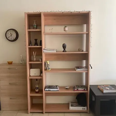 Cozy In City Center Apartment Kalamata