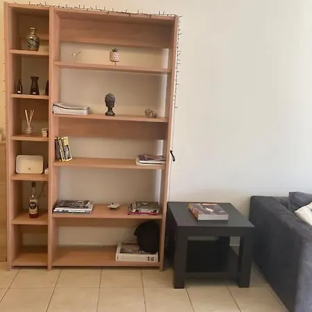 Cozy In City Center * Kalamata