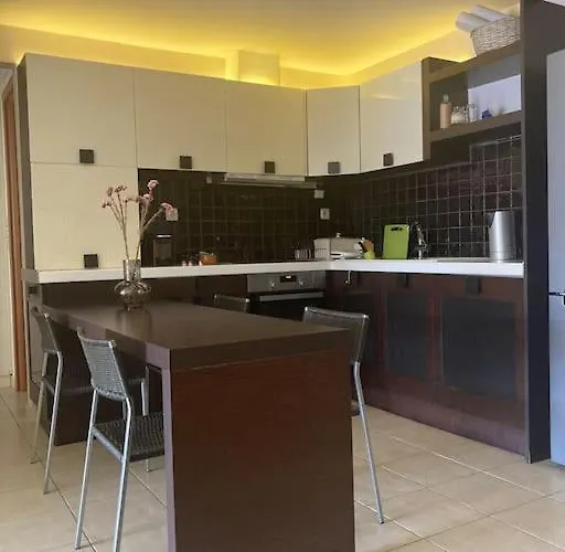 Apartment Cozy In City Center Kalamata